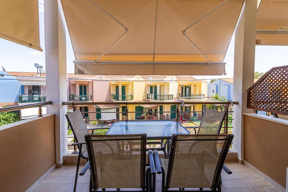 Dafni'S Seaside Luxury Studios Nikiti  Exterior foto